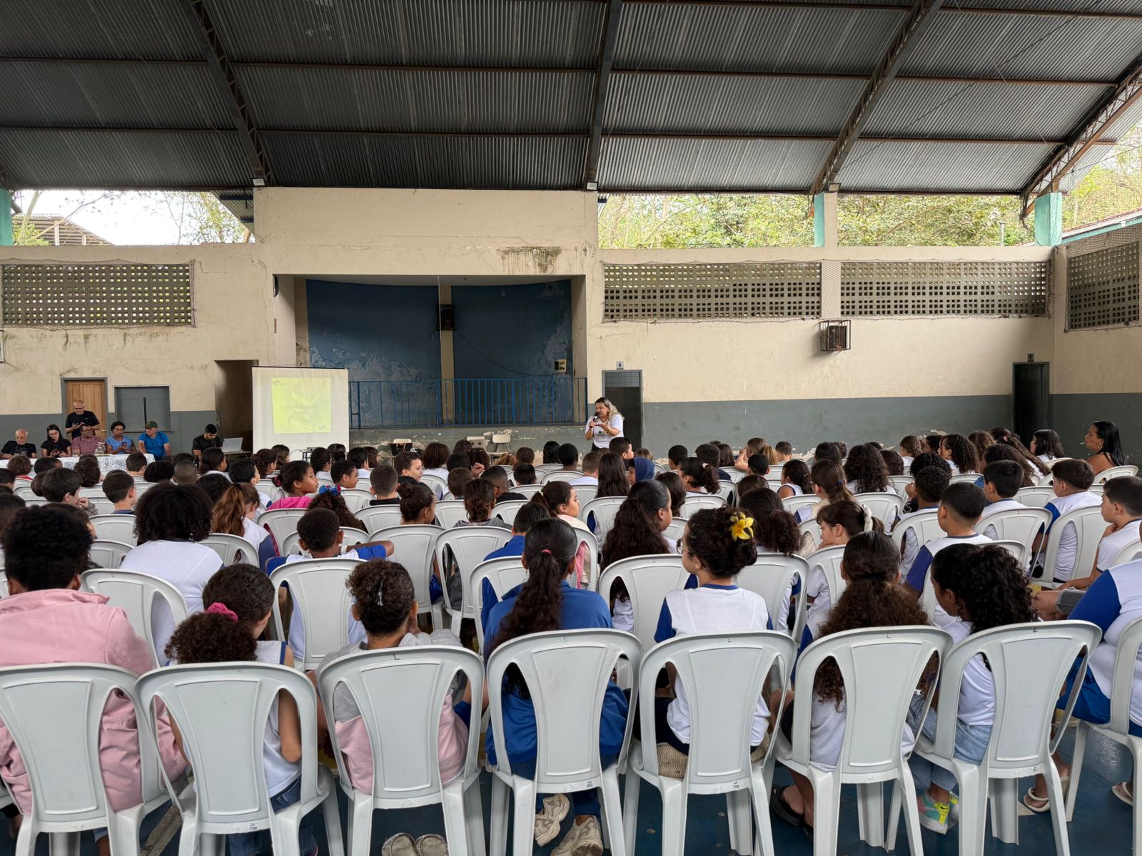 NOTÍCIA: PROJETO DETRANZINHO ITINERANTE ENSINA EDUCAÇÃO NO TRÂNSITO PARA CRIANÇAS EM ATÍLIO VIVACQUA